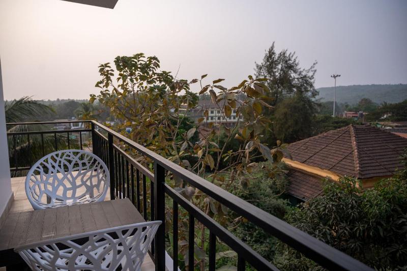 Aaria Hills image