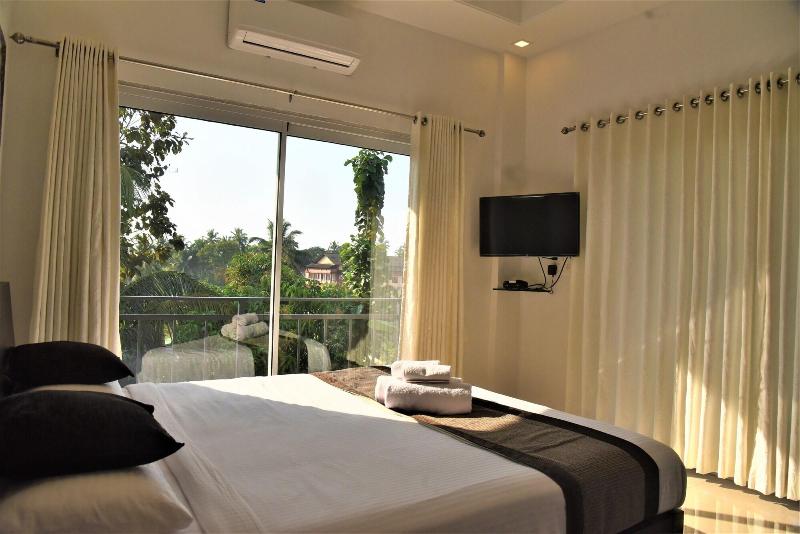Aaria Hills image