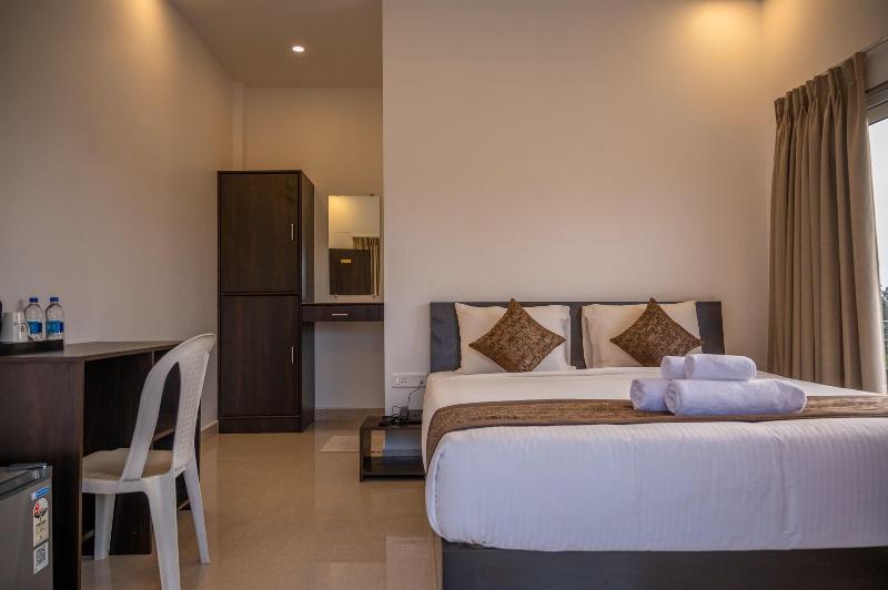 Aaria Hills image