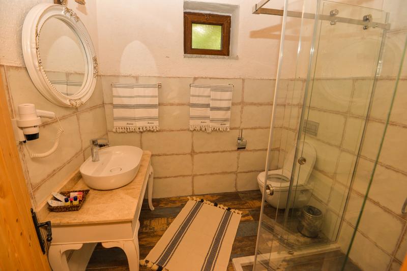 Dedehan Retreat Otel image