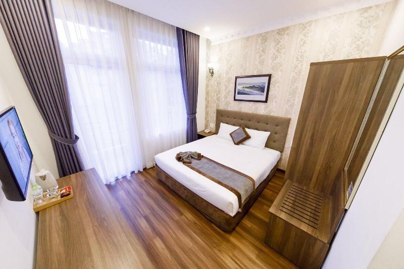 Wisteria Hotel image