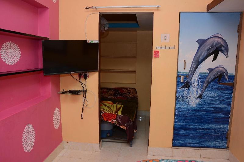 Iroomz Like Homestay — main photo