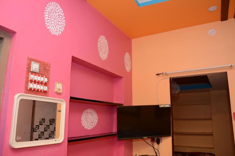 Iroomz Like Homestay — photo 2