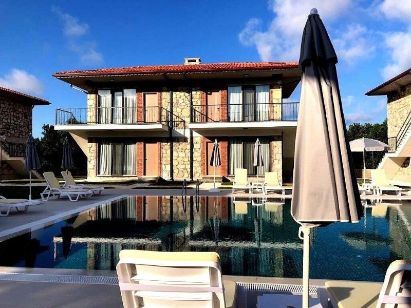 Hotel Rezve image