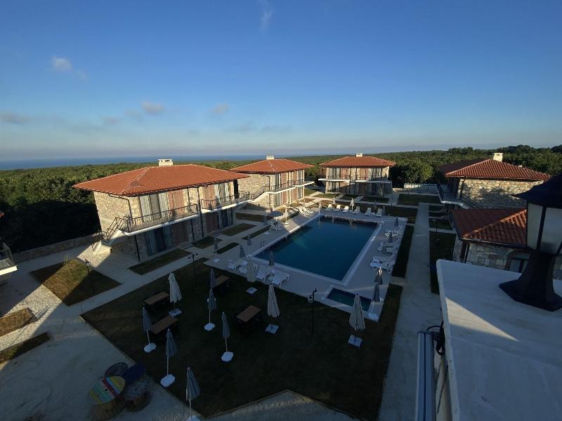 Hotel Rezve image