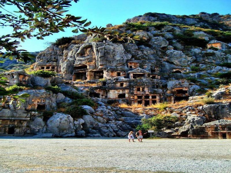 Yildiz Apart