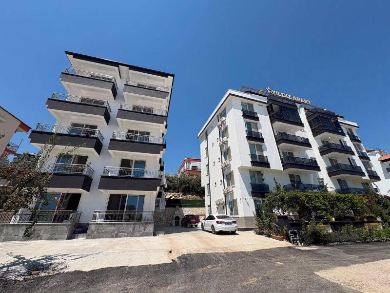Yildiz Apart