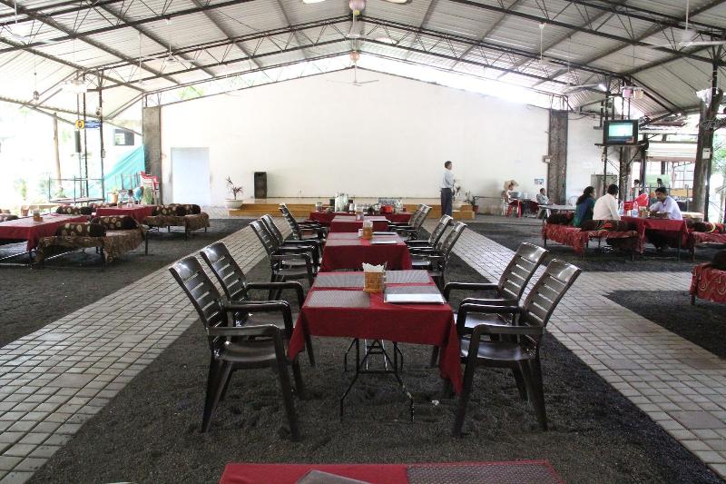 Hotel Tapovan image