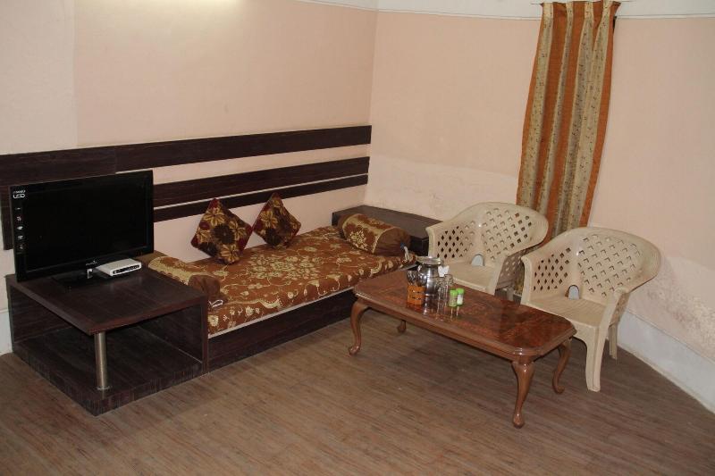 Hotel Tapovan image