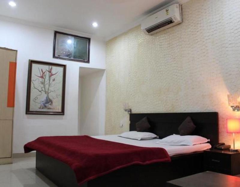 Hotel Amit Regency 4