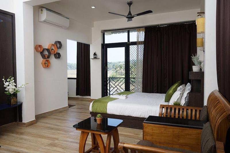 The Paddy Field Inn 4