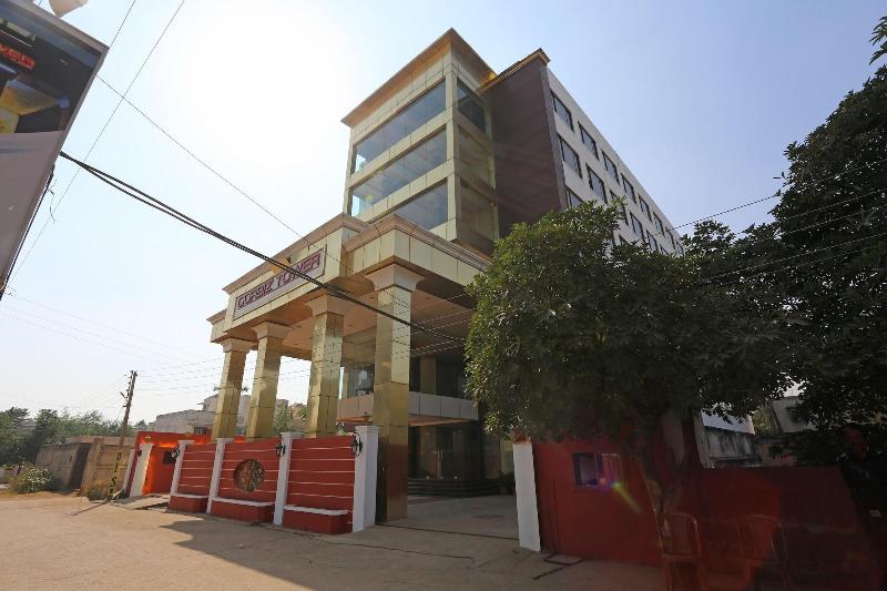 10392 Hotel Corbiz Tower — photo 3