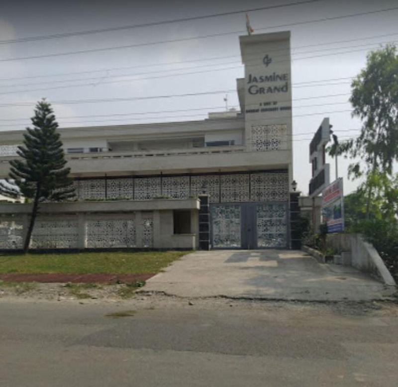 Hotel Jasmine Grand