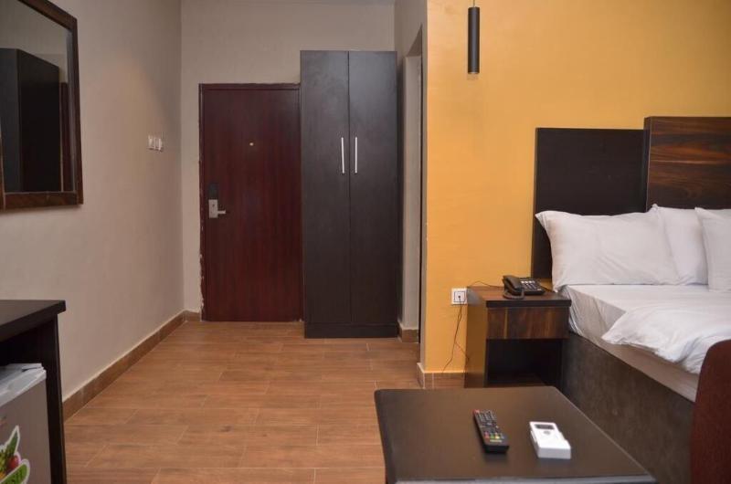 Newton Hotels Limited Owerri image