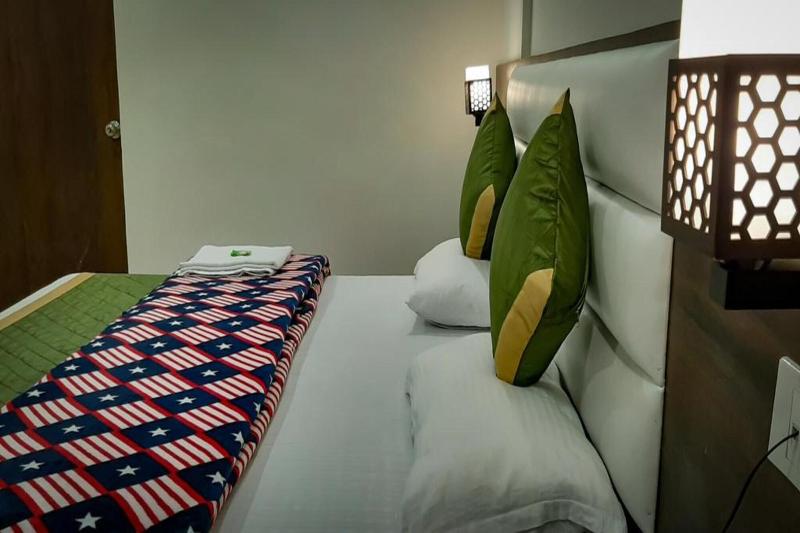 Hotel Green Park image