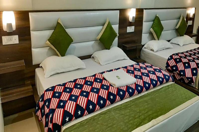 Hotel Green Park image