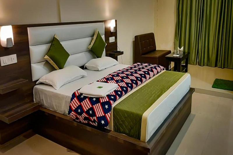 Hotel Green Park image