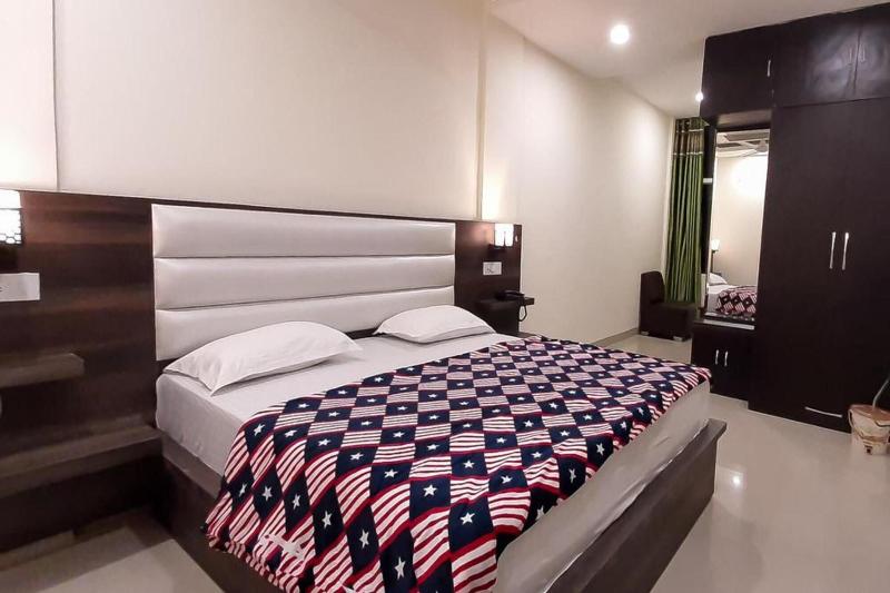 Hotel Green Park image