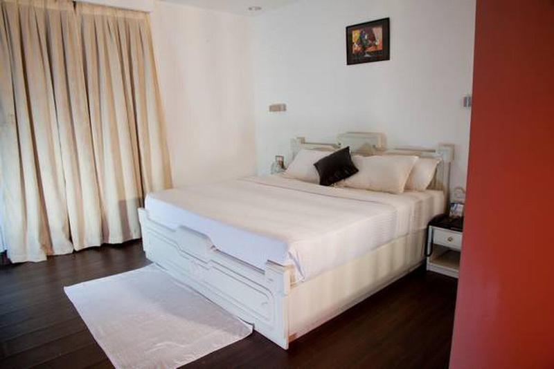 Hotel Sheela Towers 2