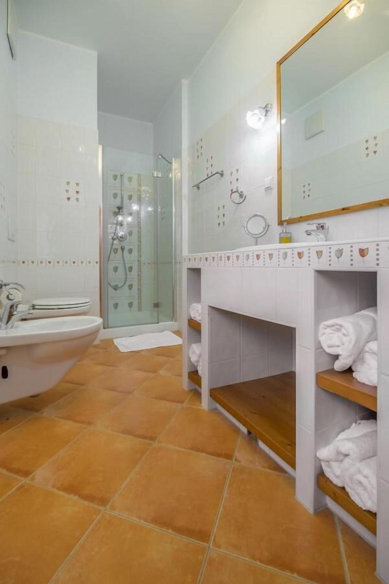 Apartments Sitar image