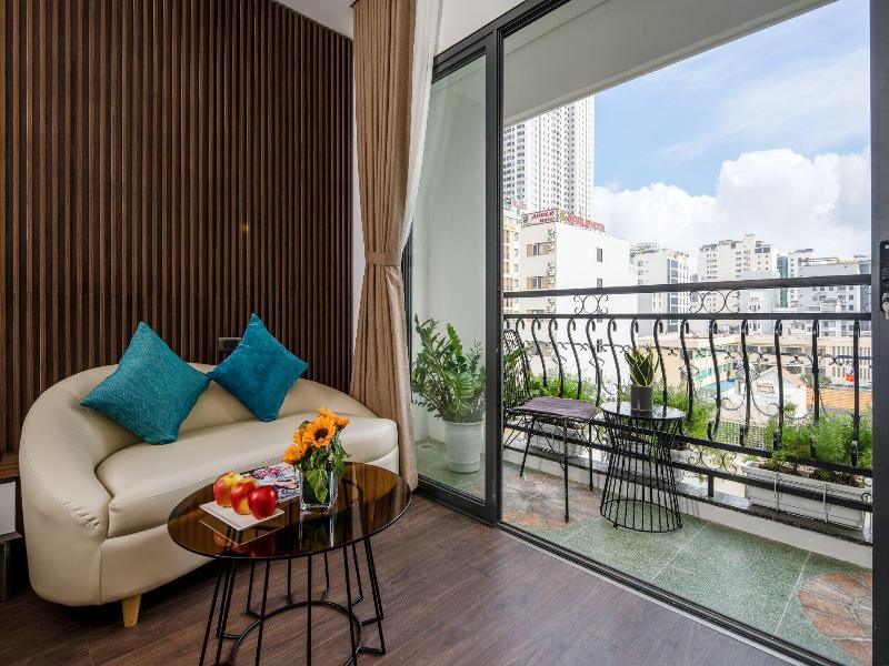 Sharon Hotel And Apartment image