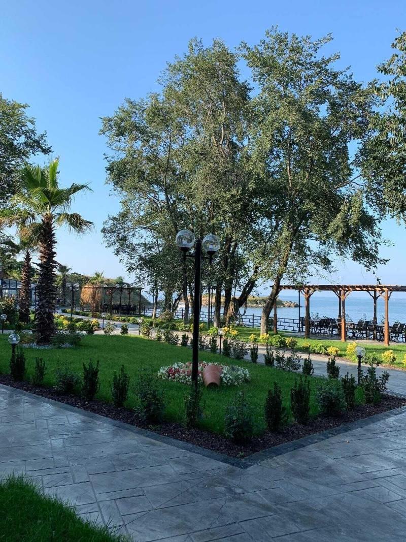 Santana Hotel image