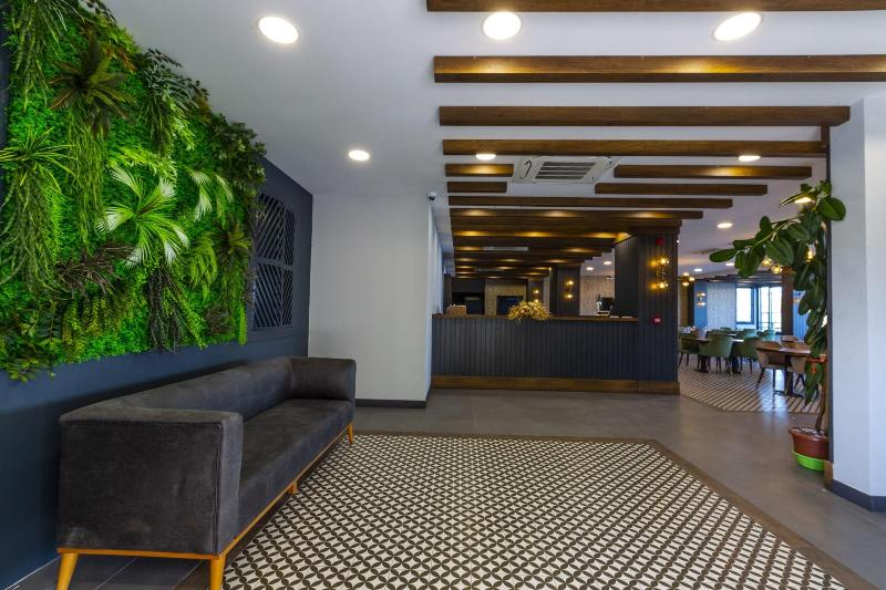 Santana Hotel image