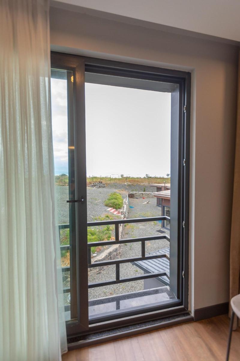 Santana Hotel image