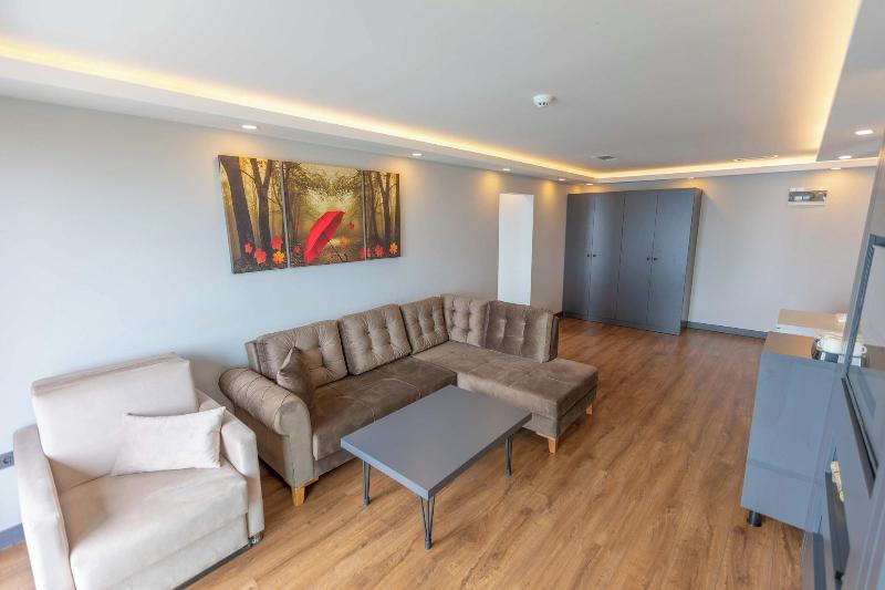 Santana Hotel image