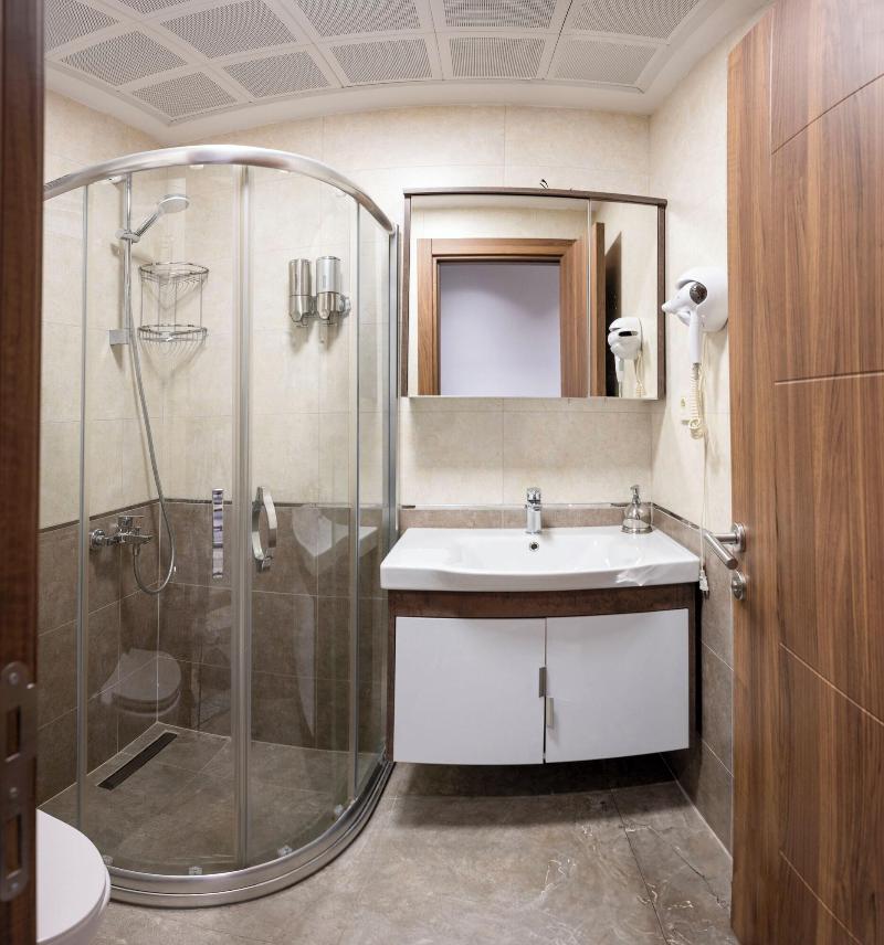 Comfort Suites Hotel image