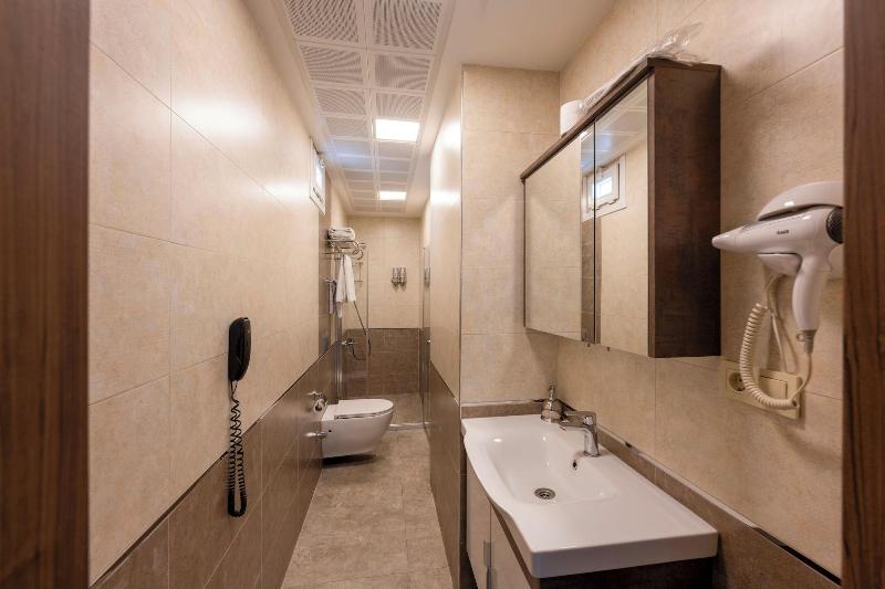 Comfort Suites Hotel image