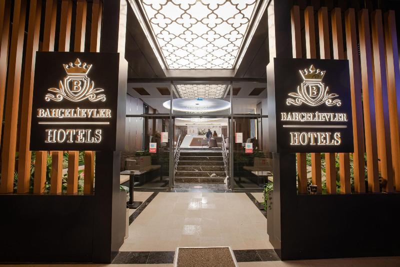 Bahã§elievler Hotels image