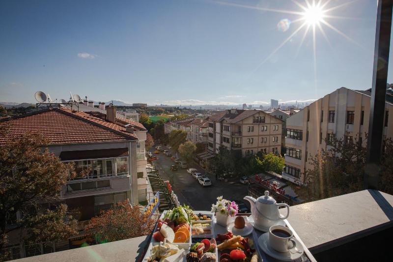 Bahã§elievler Hotels image