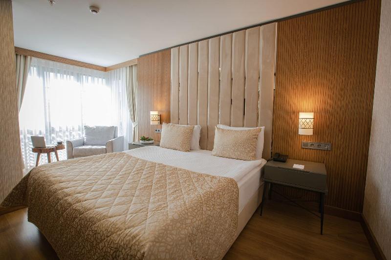 Bahã§elievler Hotels image