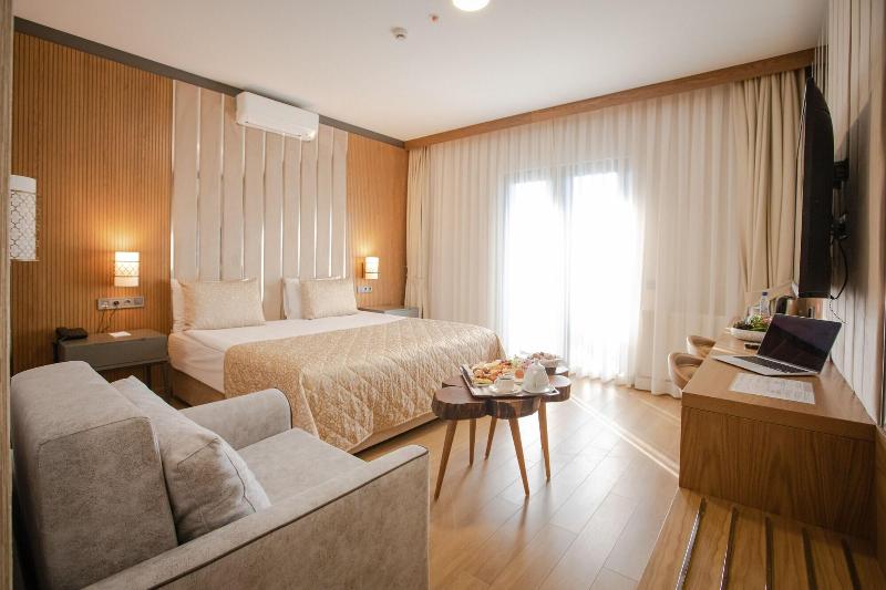 Bahã§elievler Hotels image
