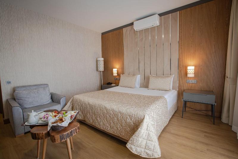 Bahã§elievler Hotels image