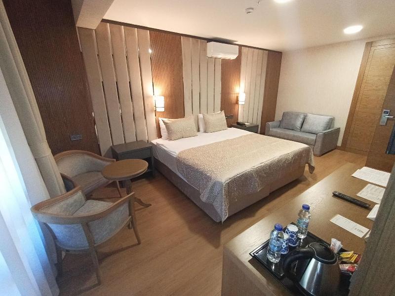 Bahã§elievler Hotels image