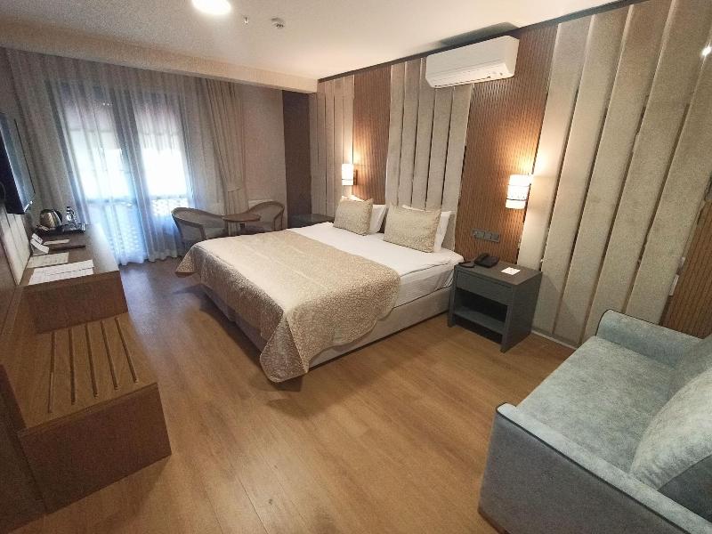Bahã§elievler Hotels image