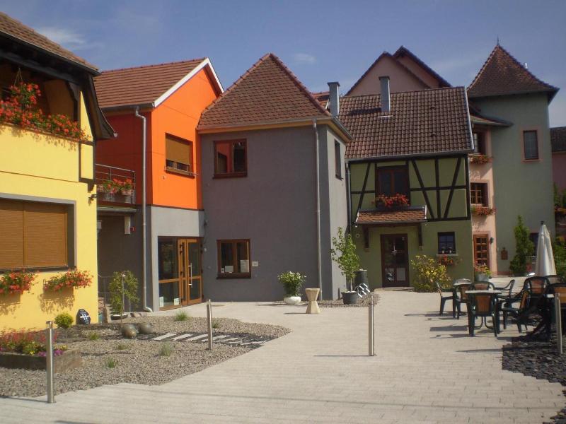 Hotel Les Portes De La Vallee image