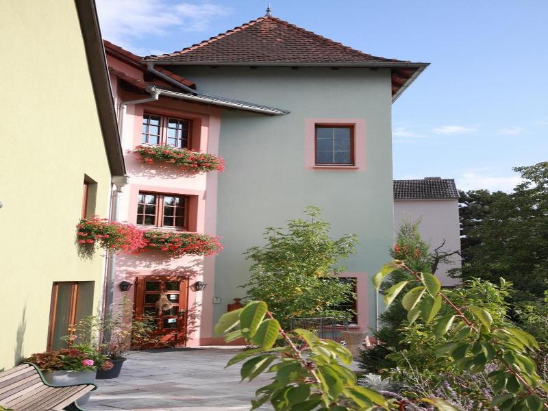 Hotel Les Portes De La Vallee image