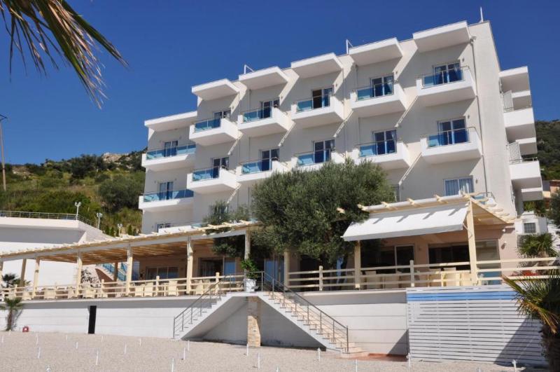 Hotel Coral image