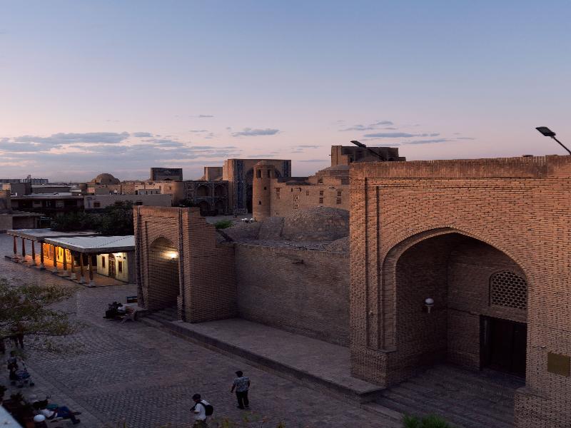 Omar Khayyam image