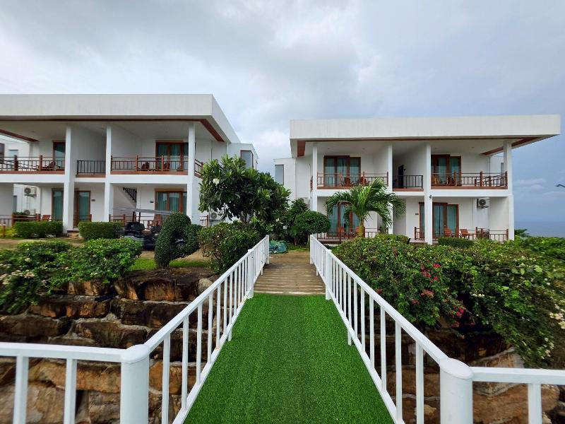 Pp Mountain Beach Resort