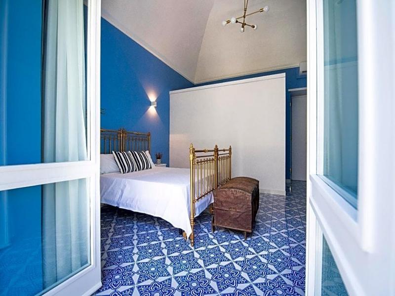 Crudo Home image
