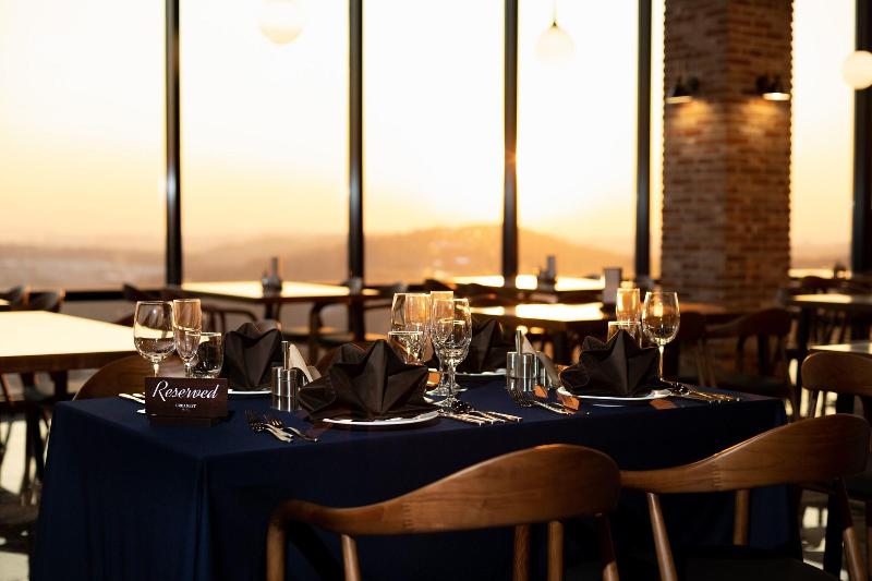 Urbanest Hotel image