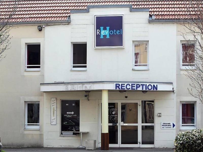 Hotel Revotel image