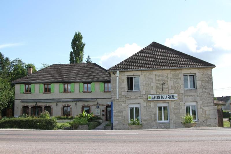 Auberge De La Plaine image