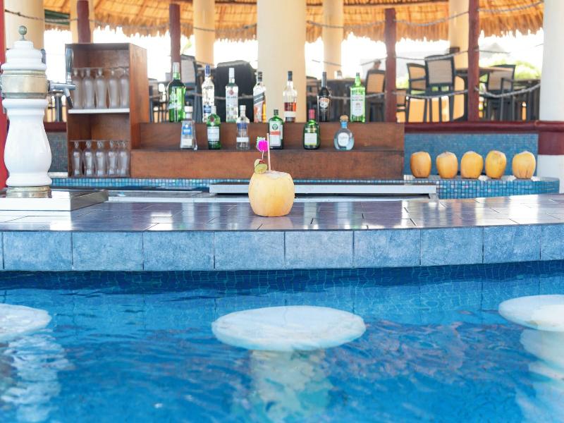Hotel Cayman Suites