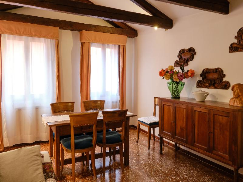 Palazzetto San Lio image