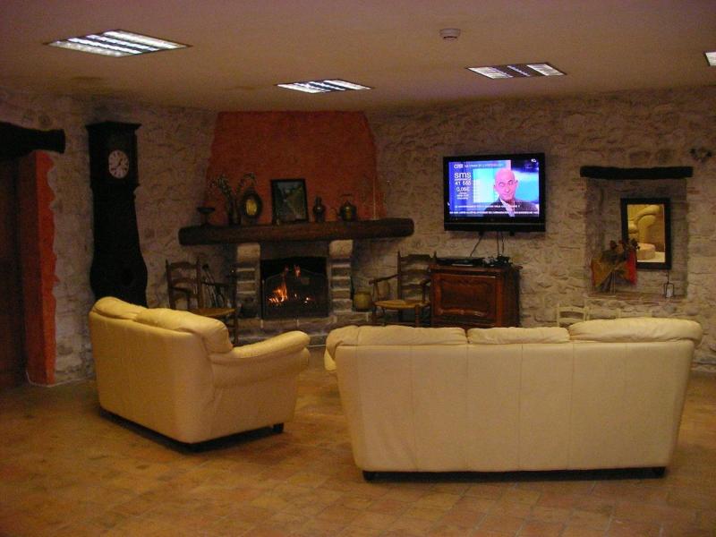 Logis Hotel l'Esquielle image